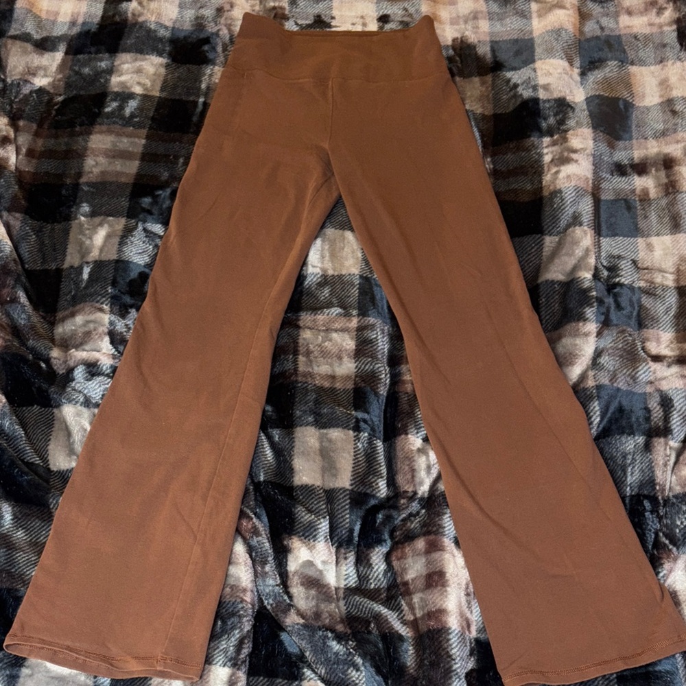 Hollister Ultra High-Rise Brown Leggings